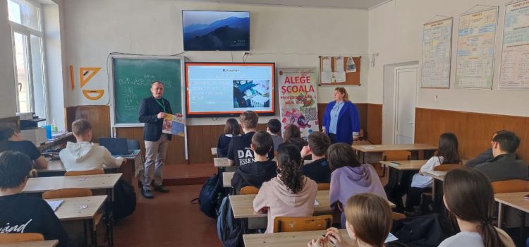 Caravana Profesiilor la Gimnaziul din Durlești